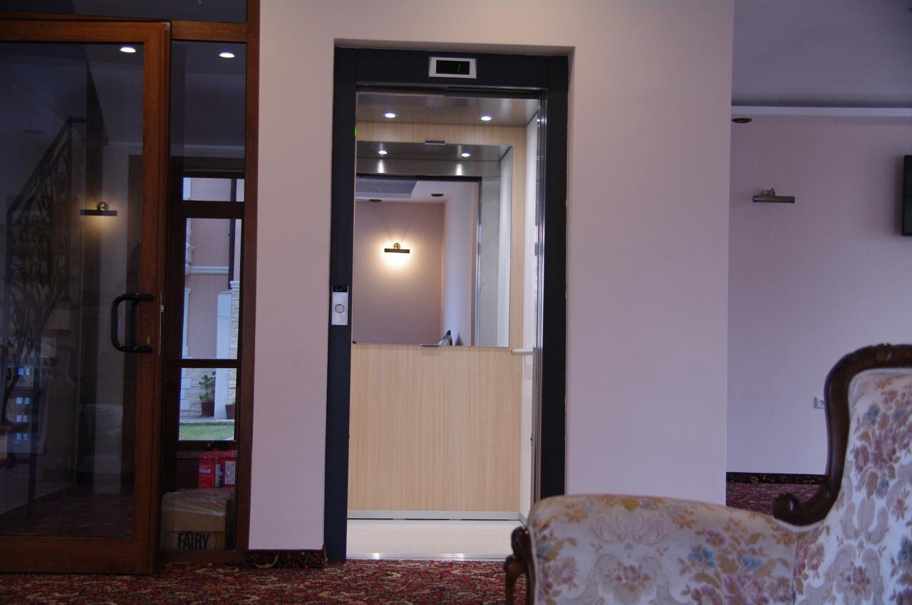 Hotel Aristokrat Obzor Exterior photo